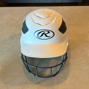 Rawlings women’s softball helmet